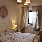 ベッド・アンド・ブレックファスト La Casa Nel Borgo