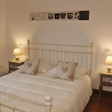 La Casa Nel Borgo Panzió *